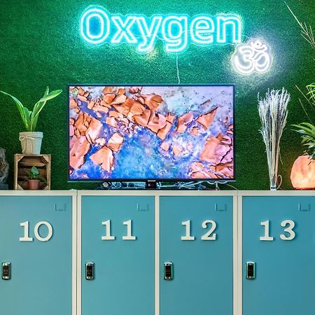 Oxygen Hostel Capsula مدريد المظهر الخارجي الصورة