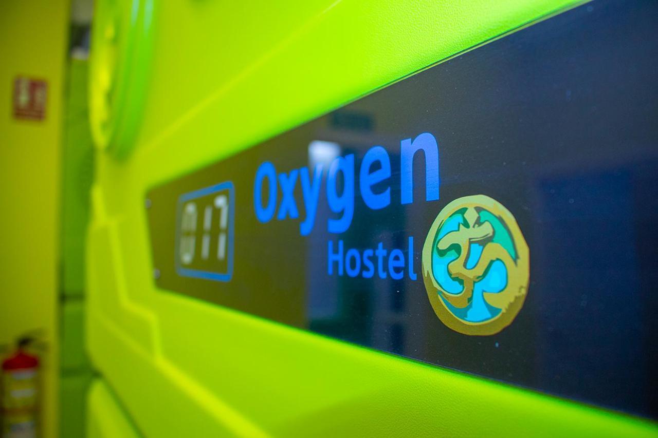 مدريد Oxygen Hostel Capsula المظهر الخارجي الصورة
